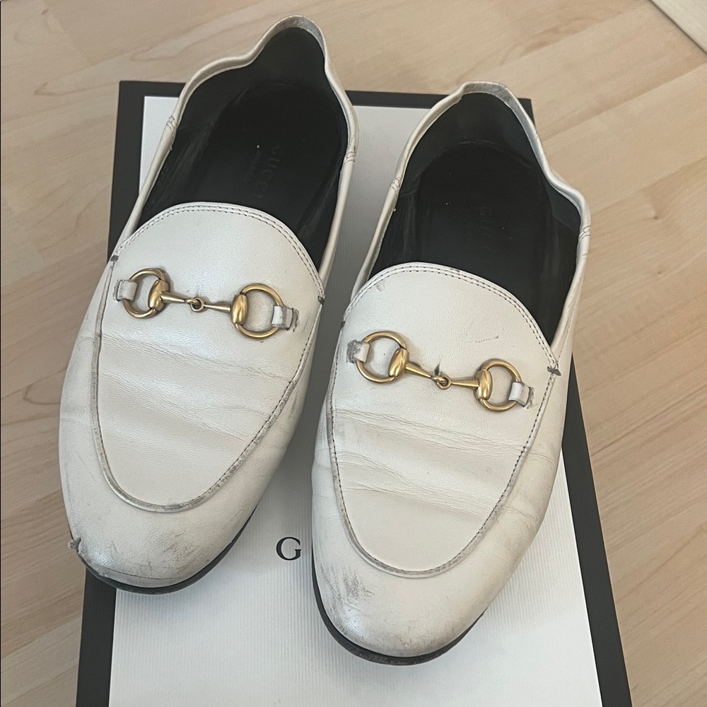 Gucci White Leather Loafers with Gold Hardware